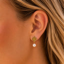 Tiny Precious Golden Lucky Leaf Pearl Ohrstecker 14K Vergoldet